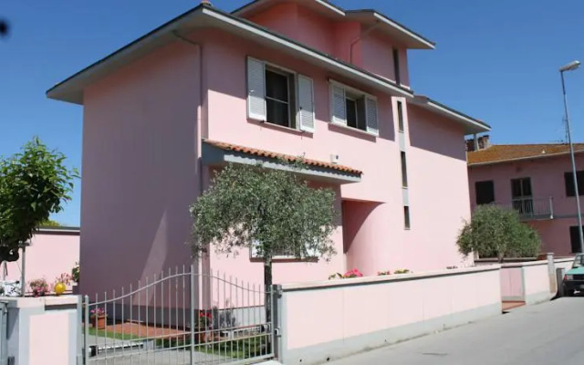 The Vivoli Villa, House & Apartments