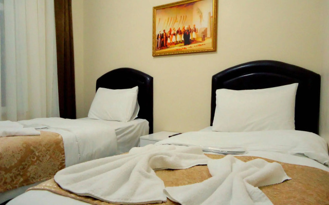 Tolga Hotel