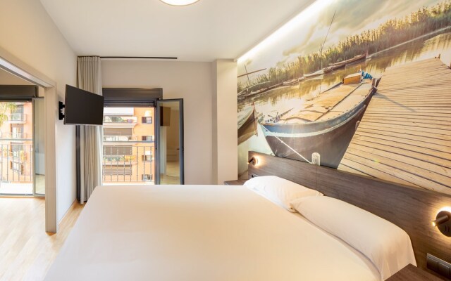 Palau Suites & Apartments