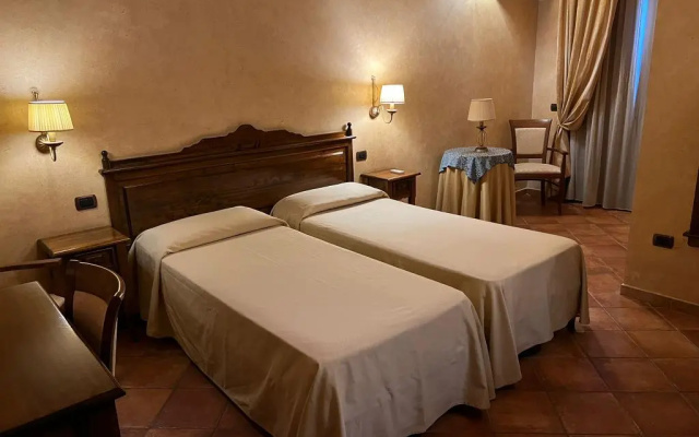Il Podere Hotel Restaurant