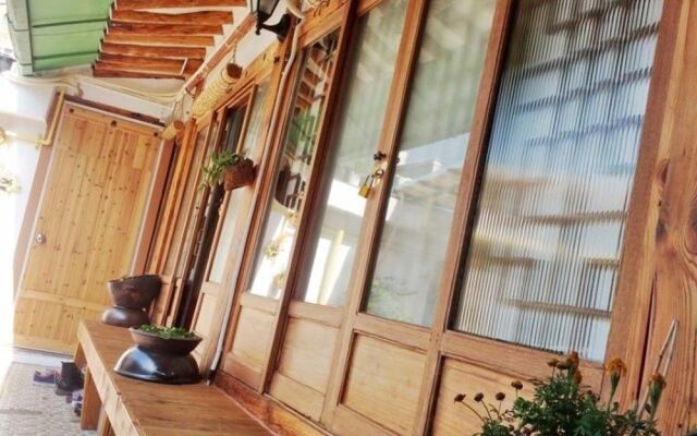 HanOK Guest House 201