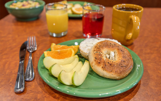 Best Western Plus Service Inn & Suites