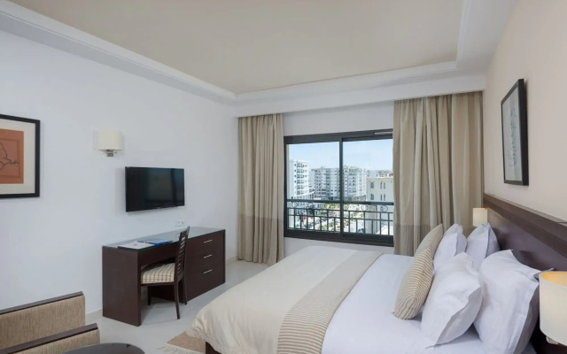 Corail Suites Hotel