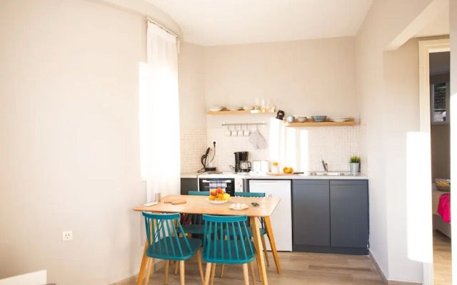 Yasmine Apartments