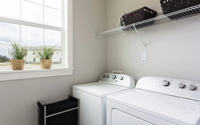 W216 - 5 Bedroom Luxury Villa Near Disney