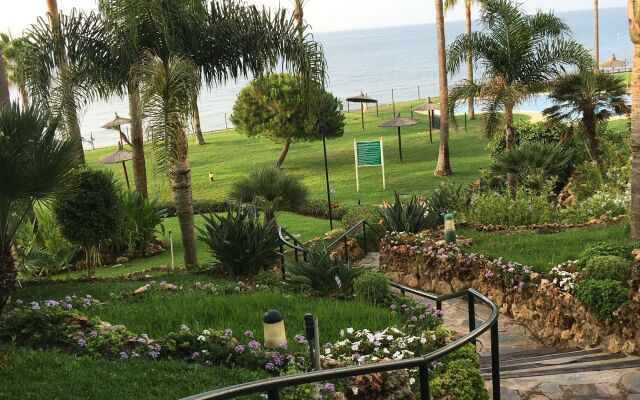 Mi Capricho Beachfront Apartment - Sitio de Calahonda