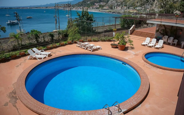 Taormina Mare Apartment