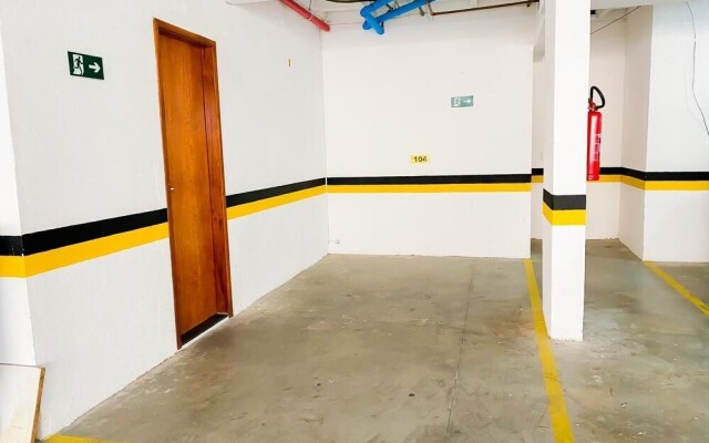 Vista da Cidade Com Varandão Enorme 104
