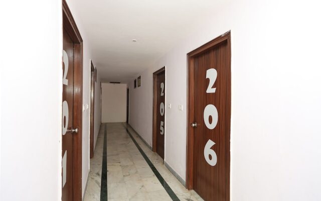 OYO 23240 Hotel Pramod Palace