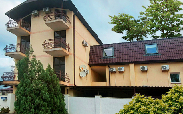 Briz Hotel