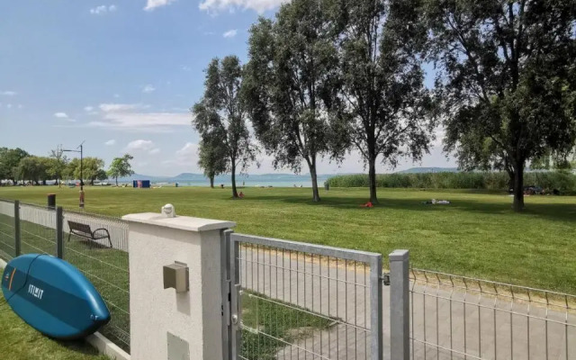 Vízpart Honvéd Apartman
