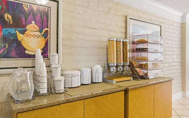 La Quinta Inn by Wyndham Denver Northglenn