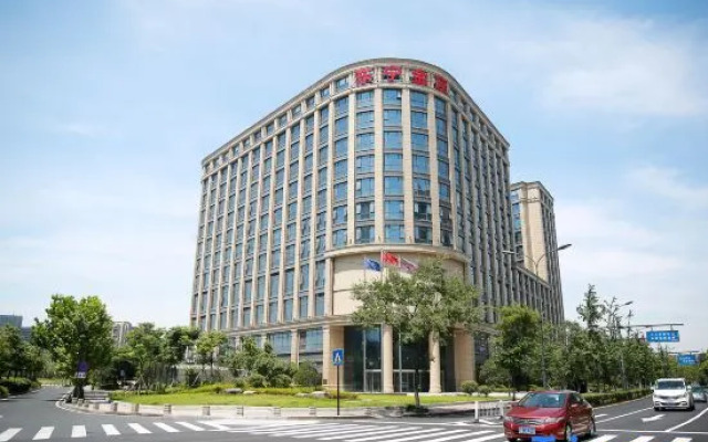 Yitel (Hangzhou East Railway station)