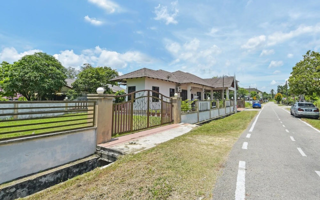 OYO Home 90448 Nurbayu Guest House