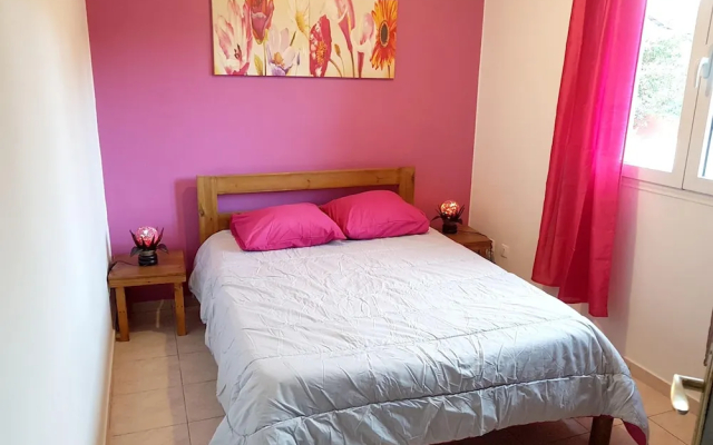 House With 3 Bedrooms in Tampon, With Wonderful Mountain View, Enclose - фото 3
