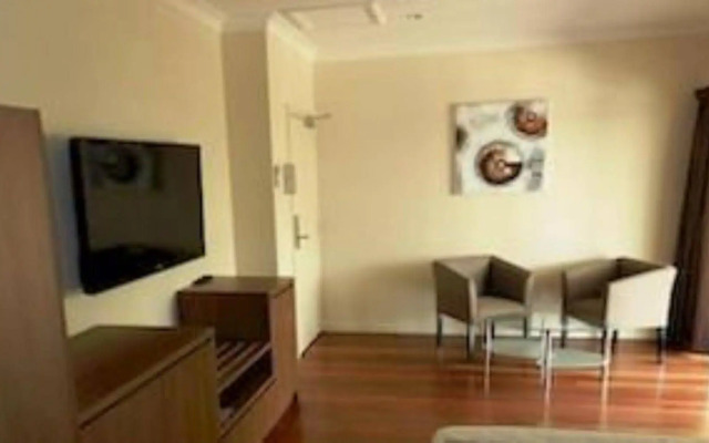 The Australian Hotel Motel Dalby