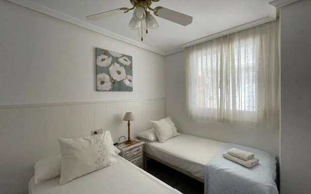 Apartamento a un minuto de la playa de Levante