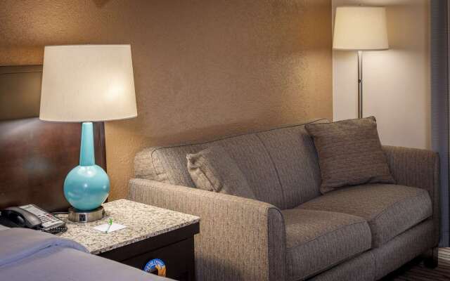 Holiday Inn Cleveland Strongsville Arpt