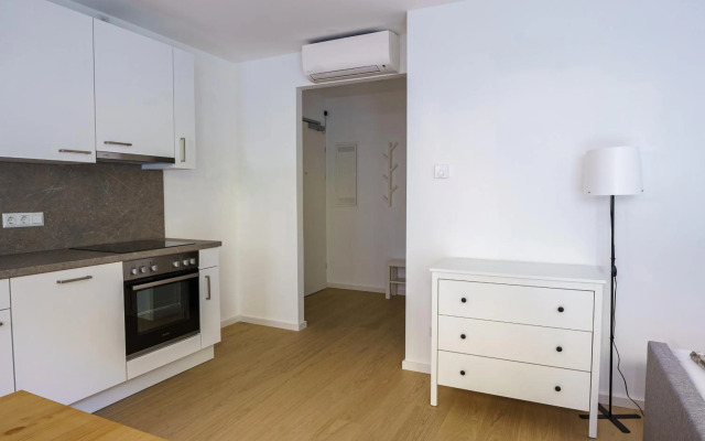 Vienna Living Apartments - Breitenseer Straße