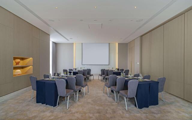 DoubleTree by Hilton Shenzhen Nanshan Hotel & Residences
