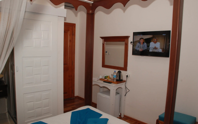 Mavi Inci Park Otel