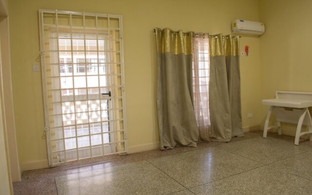 Brannic Lodge - Hostel