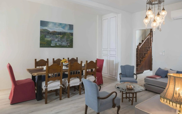 Athenian House in Plaka