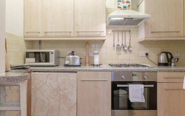 Central 2 Bedroom Pimlico Flat