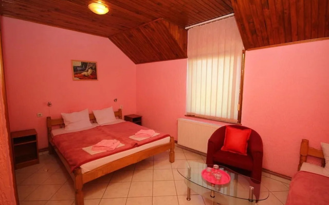 Guest House Vila Alexandar
