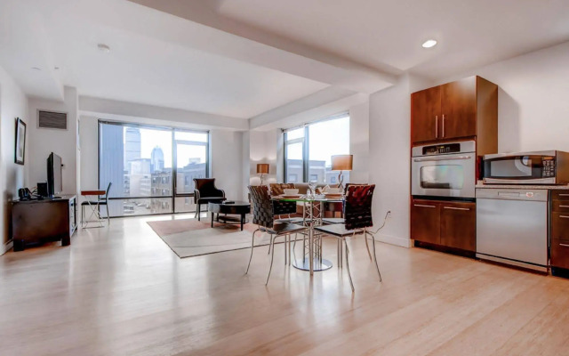 Global Luxury Suites at Kenmore Square