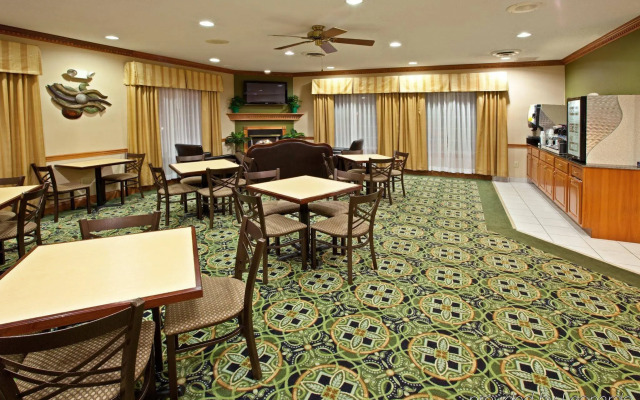 Holiday Inn Express Hotel & Suites Harrison by IHG