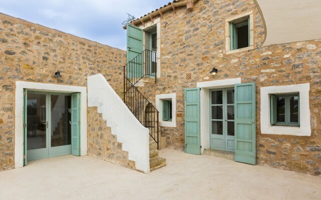 Residence by G Villa Sa Marineta