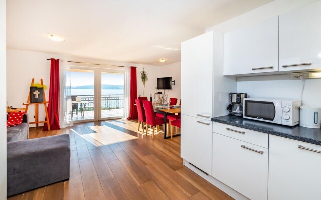 Amazing Home in Novigrad With 5 Bedrooms, Wifi and Outdoor Swimming Pool