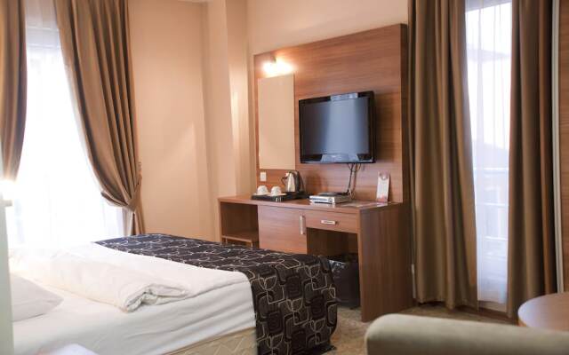 Riada Hotel