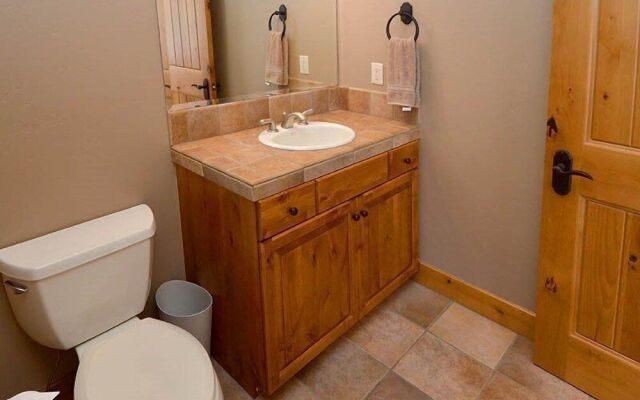 Meadow Brook Chalet