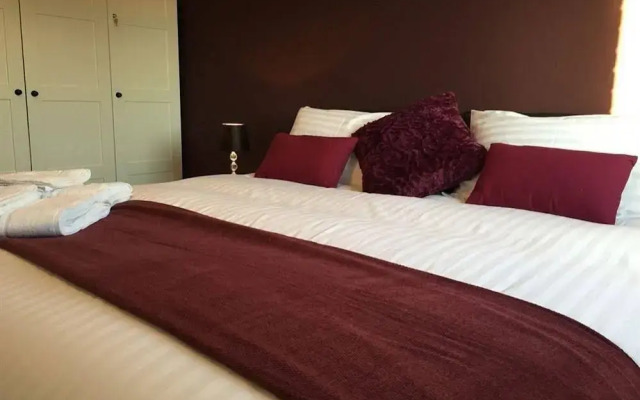 Woden Apartments
