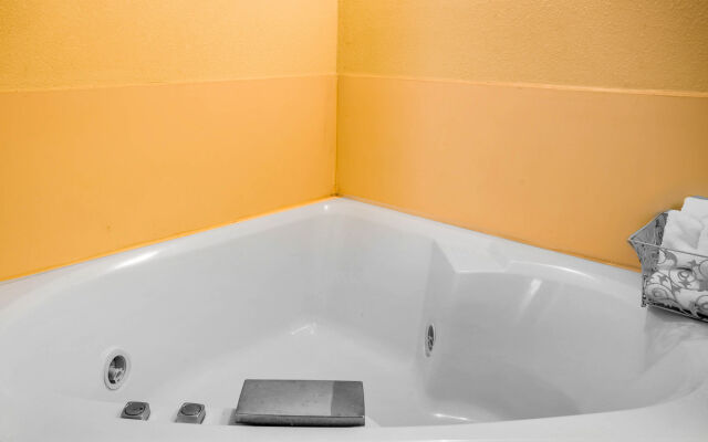 Clarion Inn & Suites Aiken South