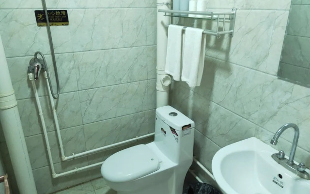 Pingshun Fuya Fengqing Hotel
