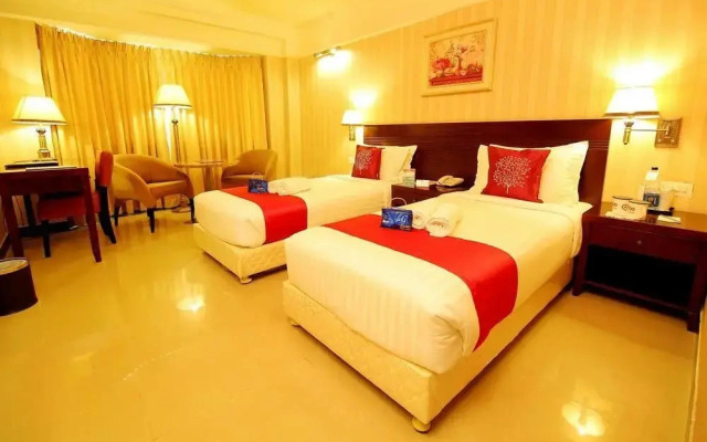 OYO Premium Vyttila Bypass