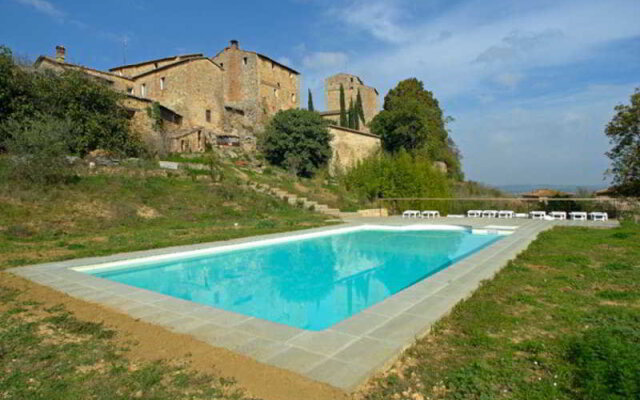 Castello Del Poggiarello Di Stigliano