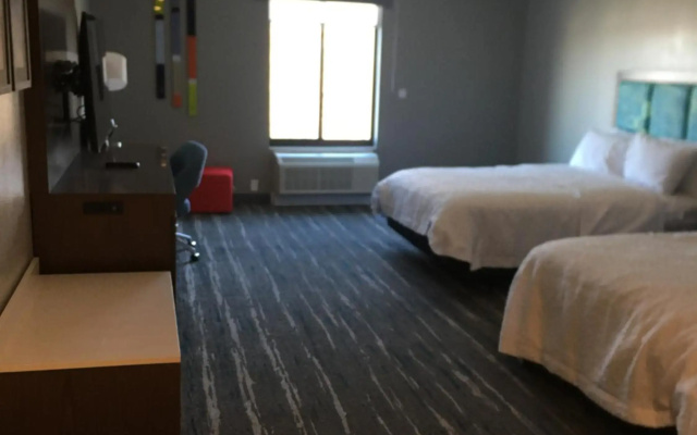 Hampton Inn Old Bridge