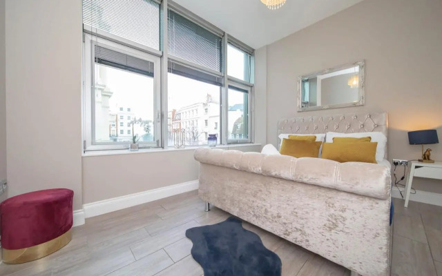 Modern 2bedroom flat next to brighton beach slp6