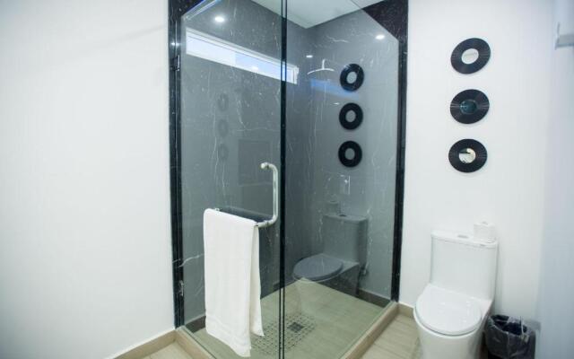 Real View Towers E306 by Casago