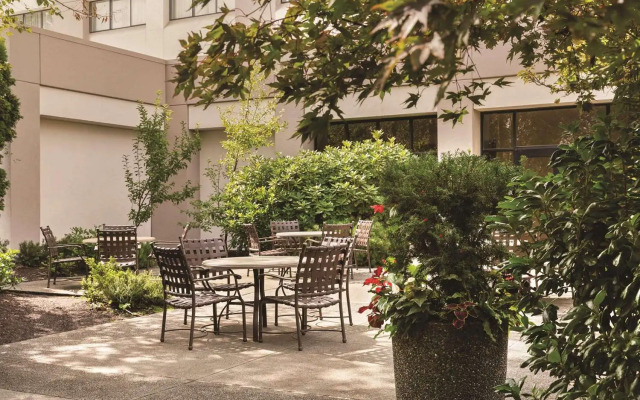 Radisson Hotel Seattle Airport