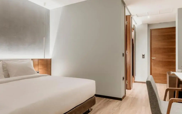 Aya Hotel
