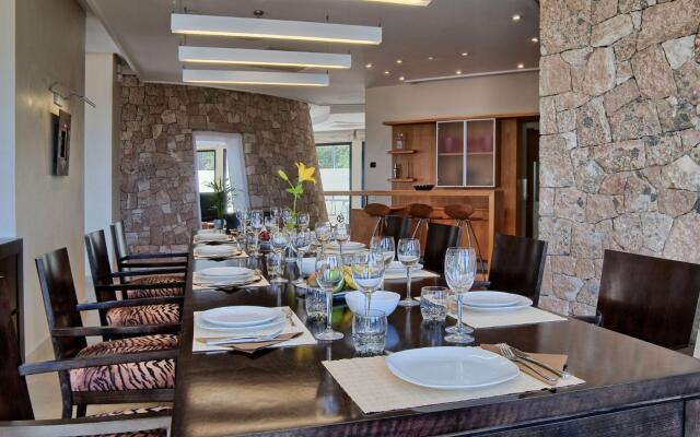 Villa Sunset Deluxe Live Luxury Lifestyle in Ibiza