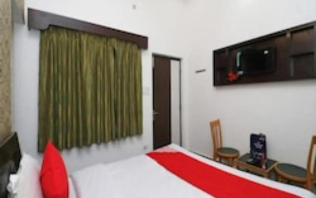 OYO 25096 Amar Resorts