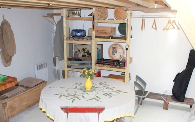 House with 3 Bedrooms in Clichy, with Wifi