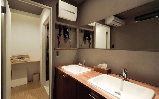 GOLDEN GUEST HOUSE HAKATA - Hostel