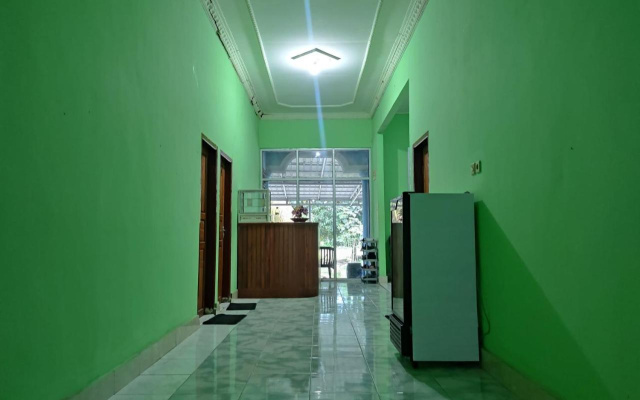 Aini Home Stay
